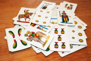 Carte napoletane Kartenspiel, Tradition